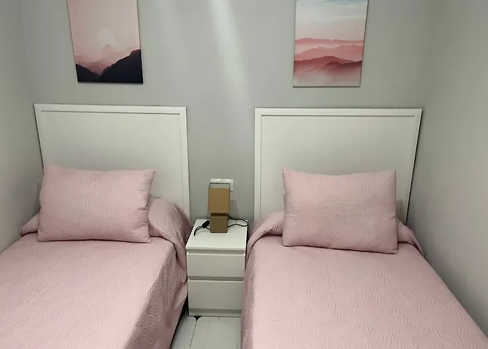 Fuensanta 19 דירה *